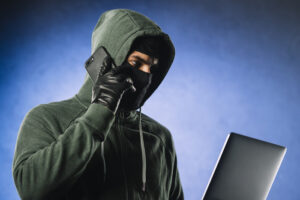 Шахрайські афери на Полтавщині: збитки перевищили 200 тис. грн
