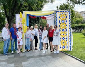 У Кременчуці відкрито унікальну фотозону до свят