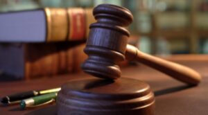 Експосадовець із Полтавщини уклав угоду з прокурором через розтрату бюджету