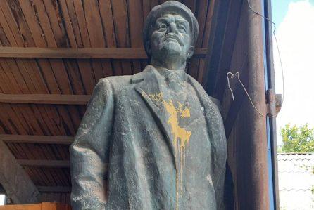 Бронзовий Ленін з Полтавщини проданий за 742 тис. грн