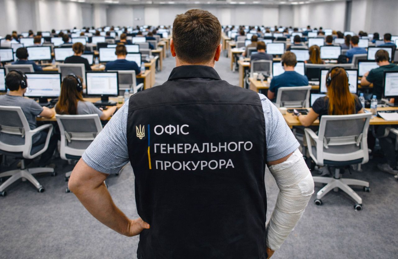 Суд у Полтаві повертає вилучені комп’ютери за рішенням суду