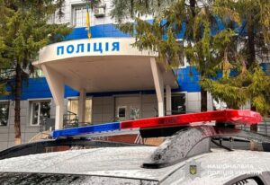 У Гадячі затримали чоловіка з арсеналом зброї та наркотиками