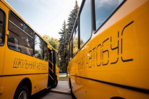 Підвіз учнів у Полтаві: школа витратить 4 млн грн
