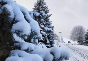 Сніговий покрив знову повертається до Полтави