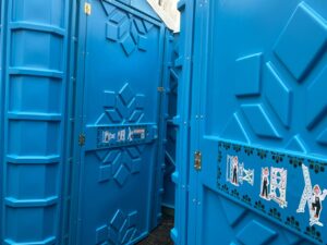 Полтава отримала 20 біотуалетів для надзвичайних ситуацій