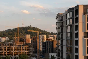 Конфісковано квартиру колишньої податківці з Полтавщини